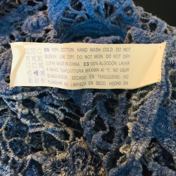 Forever 21 Blue Crochet Lace Crop Top Size S - Picture 5 of 6